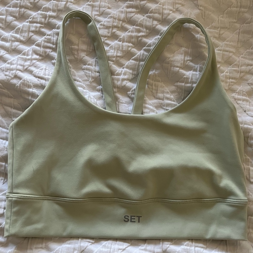 Set Active Luxform Scoop Sports Bra. Light/pale green. Like new!